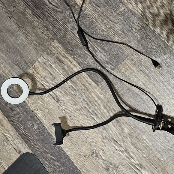 LED Ring Light - Picture 6 of 9